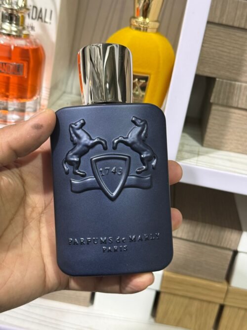 1743 PARFUMES DE MARLY PARIS